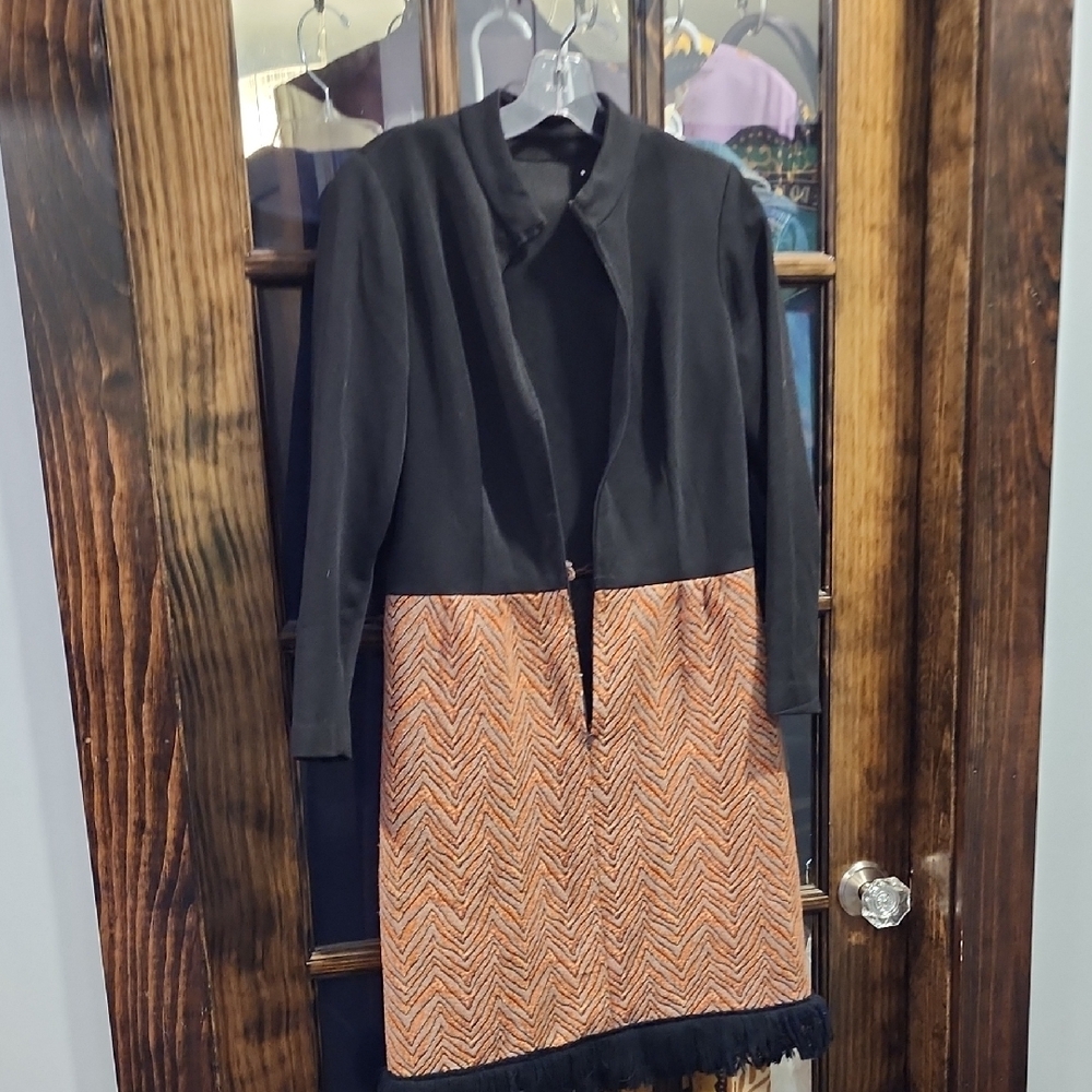 Black and Orange Long Sleeve Dress - Picture 2 of 8